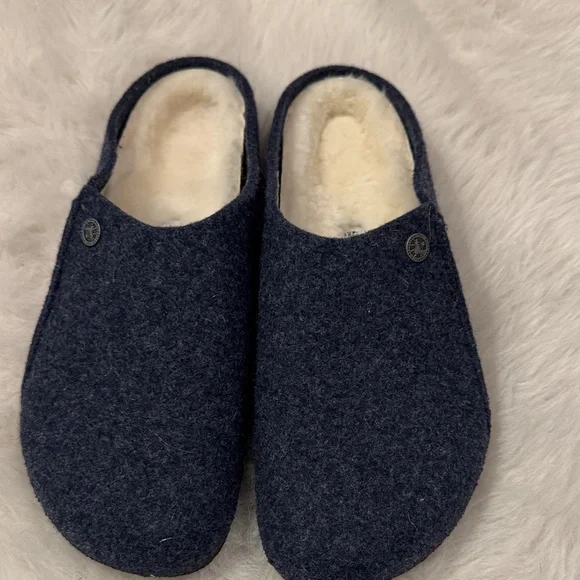 Birkenstock Zermatt Clog Wool Shearling Size EU43/US10 Navy Slippers NWOT Birkenstock Zermatt Clog Wool Shearling Size EU43/US10 Navy  main image 2